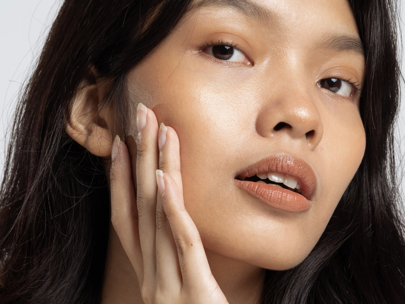 Everything You Should Know About Skin Pilling & 4 Ways To Stop It