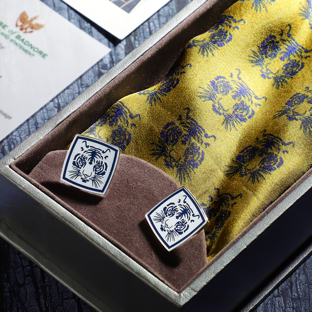 Bengal Tiger Cufflinks &amp; Pocket Square